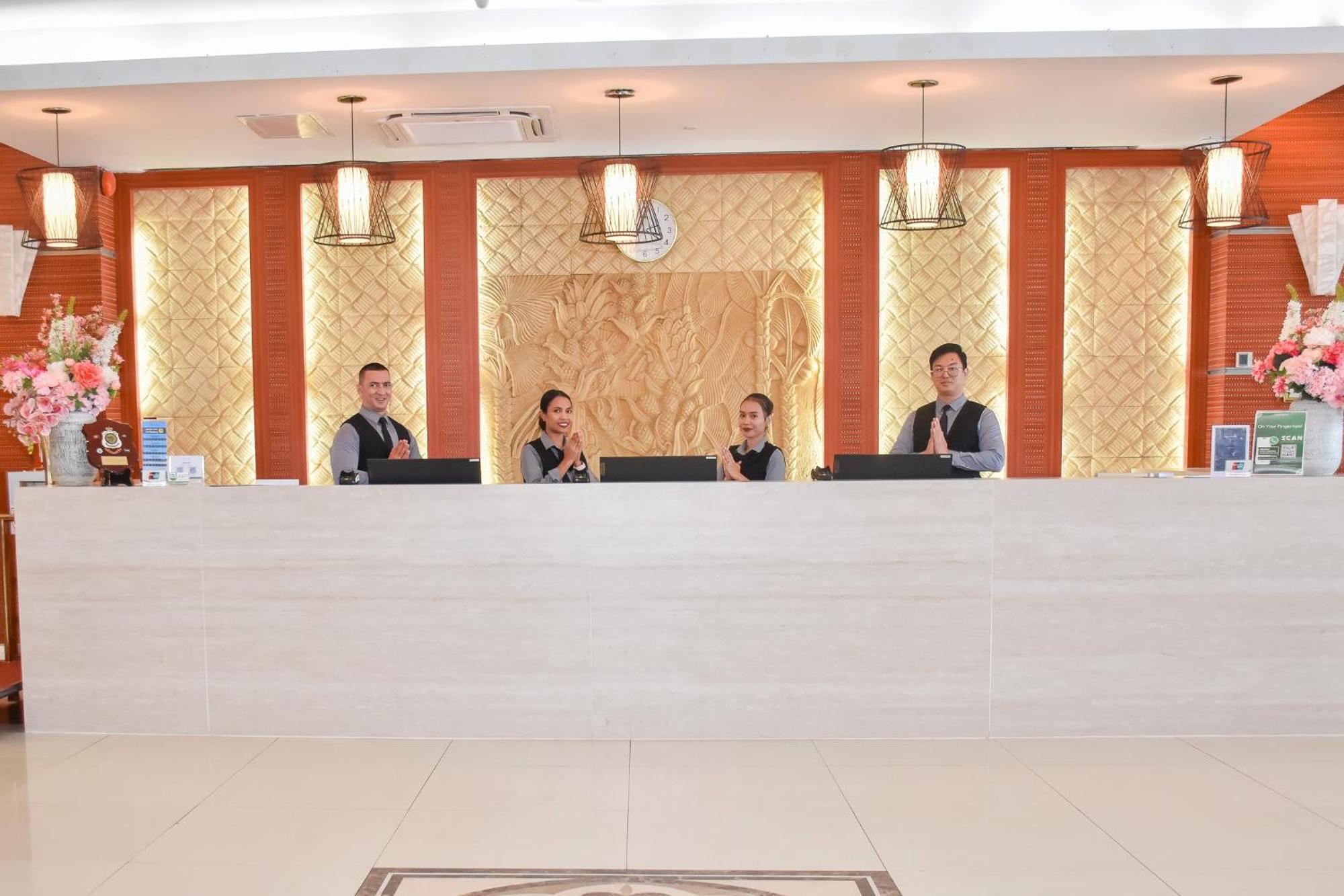 Timor Plaza Hotel & Apartments Dili Exterior photo