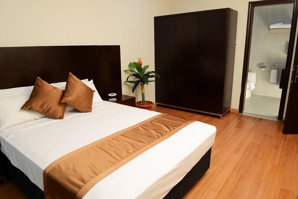 Timor Plaza Hotel & Apartments Dili Room photo